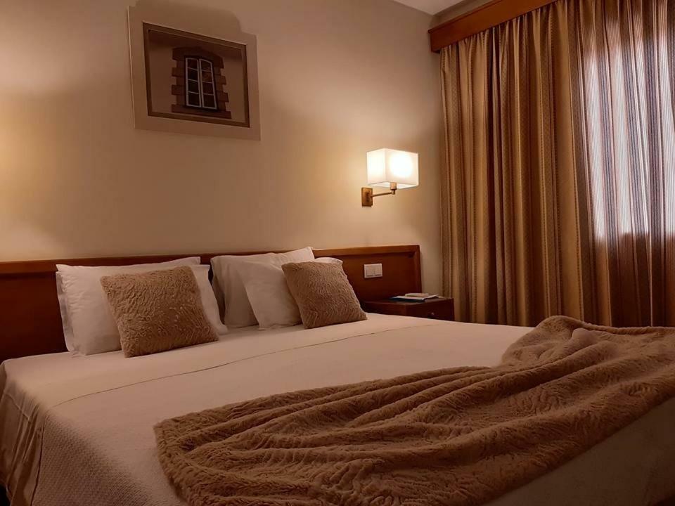 Hotel Dos Loios Santa Maria da Feira Ngoại thất bức ảnh